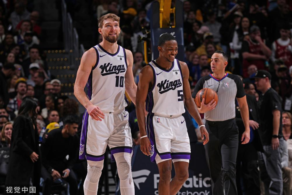 展现出极高 展现出极高