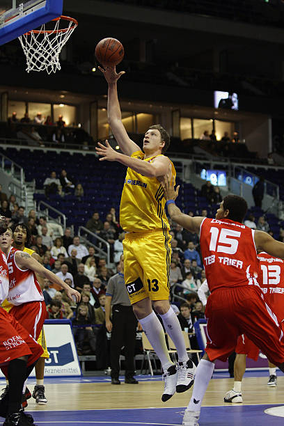 年轻一代的 年轻一代的